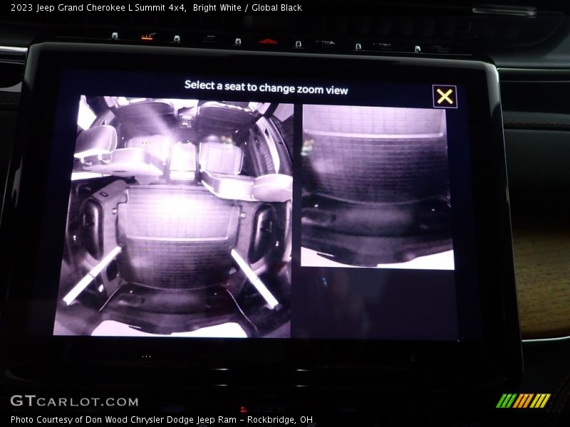 Bright White / Global Black 2023 Jeep Grand Cherokee L Summit 4x4