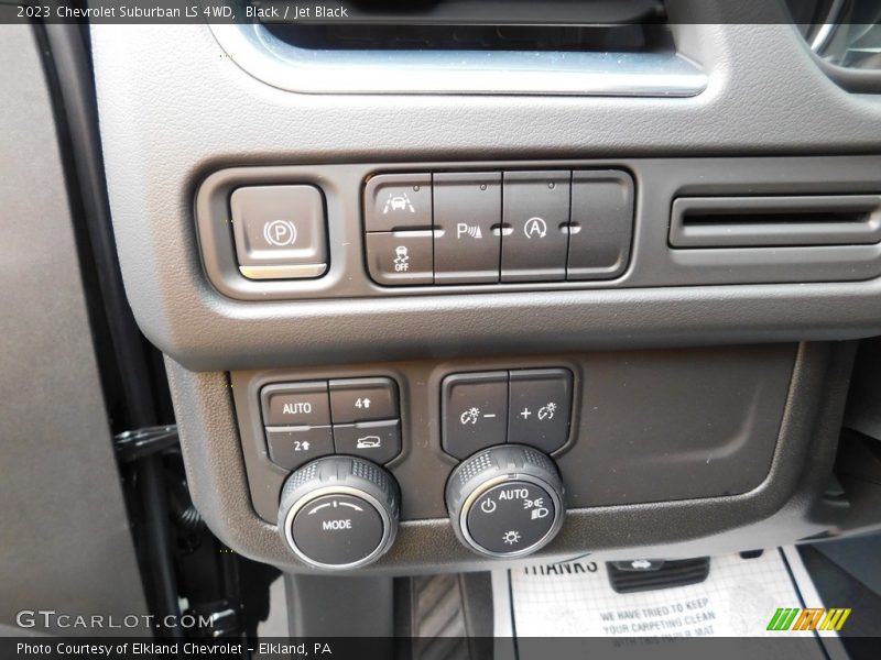 Black / Jet Black 2023 Chevrolet Suburban LS 4WD