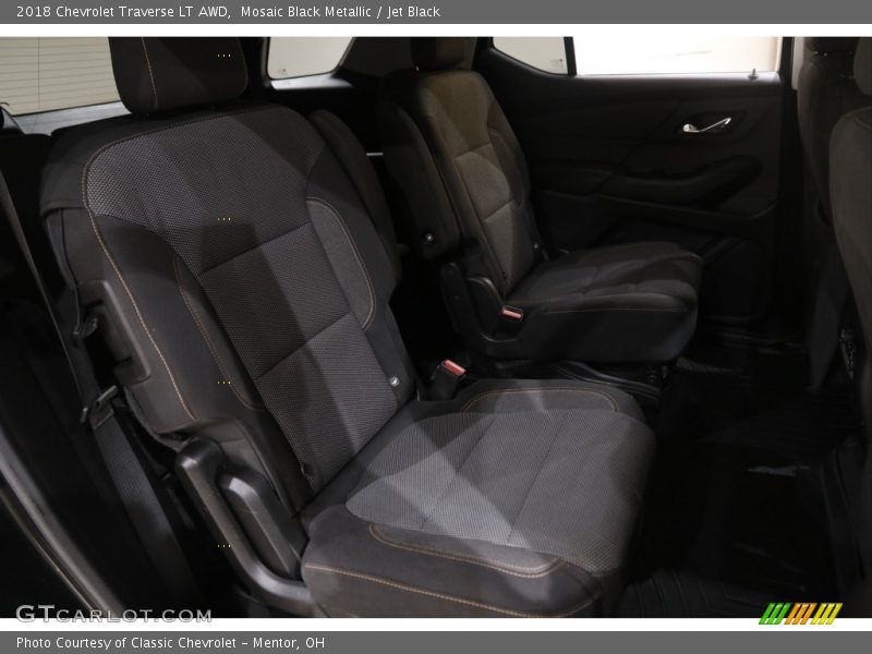 Mosaic Black Metallic / Jet Black 2018 Chevrolet Traverse LT AWD