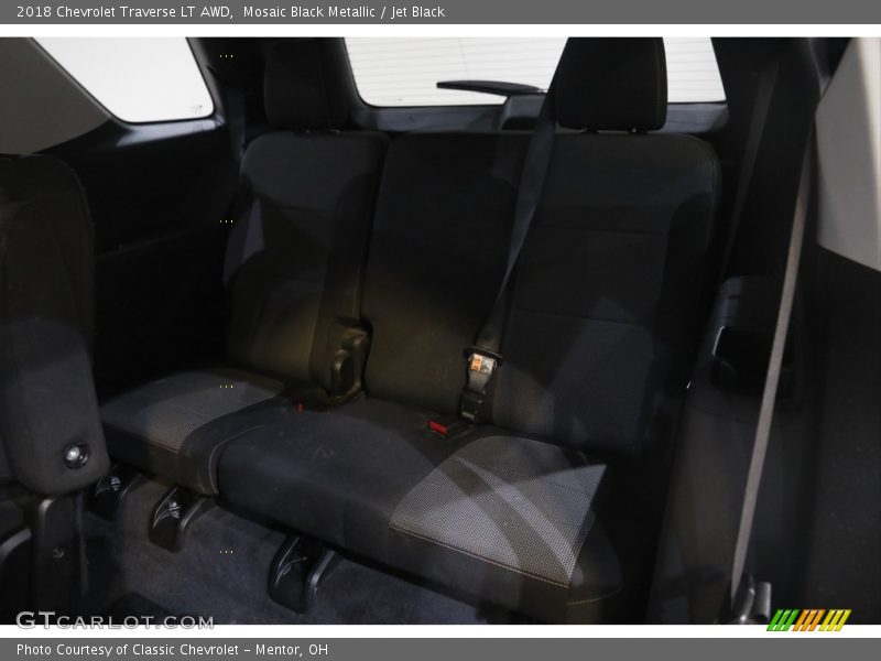 Mosaic Black Metallic / Jet Black 2018 Chevrolet Traverse LT AWD