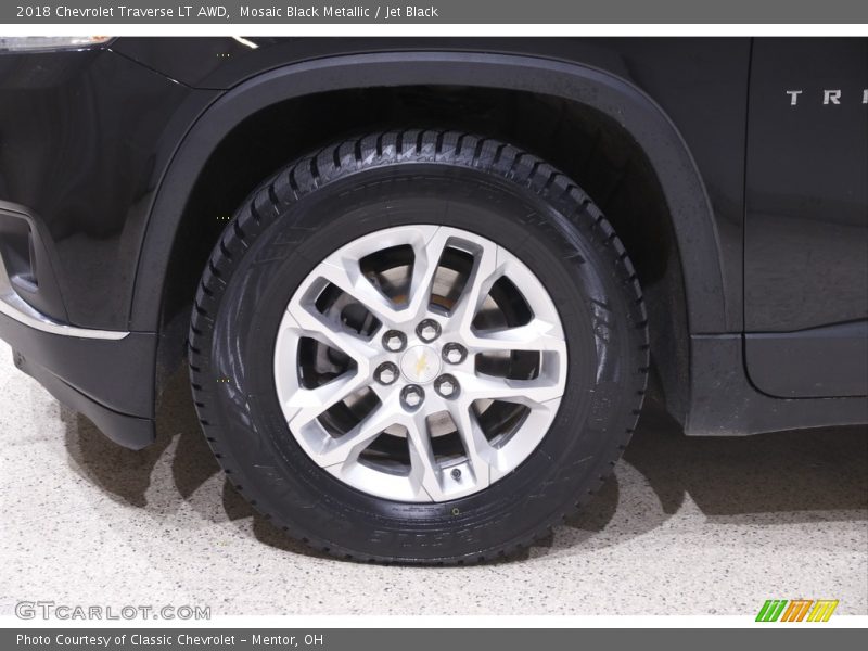 Mosaic Black Metallic / Jet Black 2018 Chevrolet Traverse LT AWD