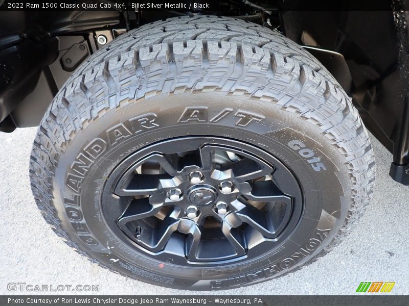 Billet Silver Metallic / Black 2022 Ram 1500 Classic Quad Cab 4x4