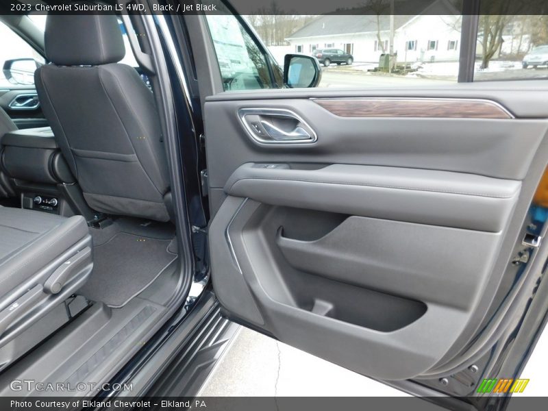 Black / Jet Black 2023 Chevrolet Suburban LS 4WD
