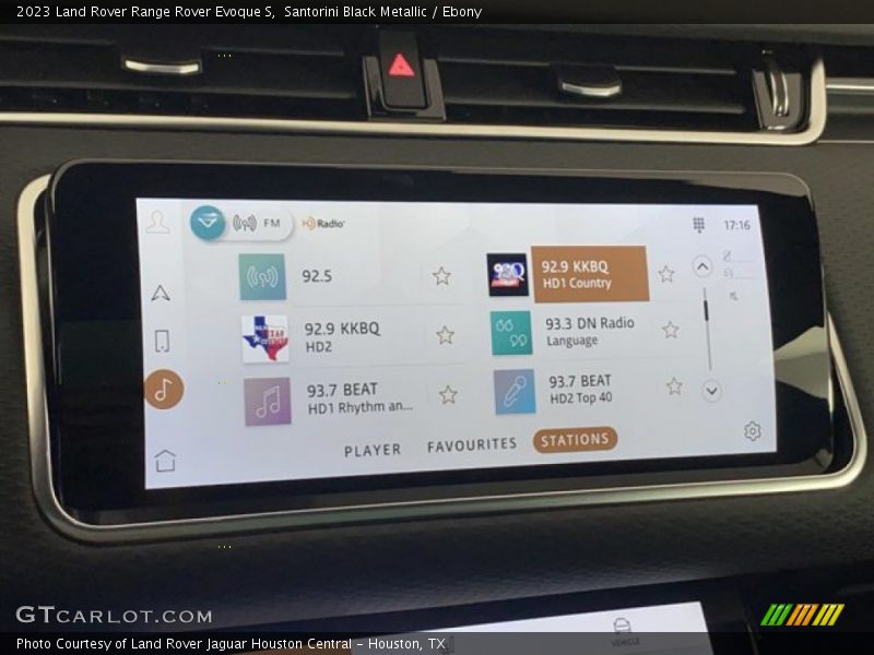 Controls of 2023 Range Rover Evoque S