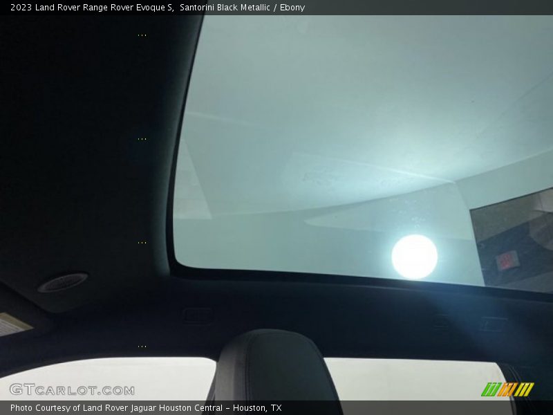 Santorini Black Metallic / Ebony 2023 Land Rover Range Rover Evoque S