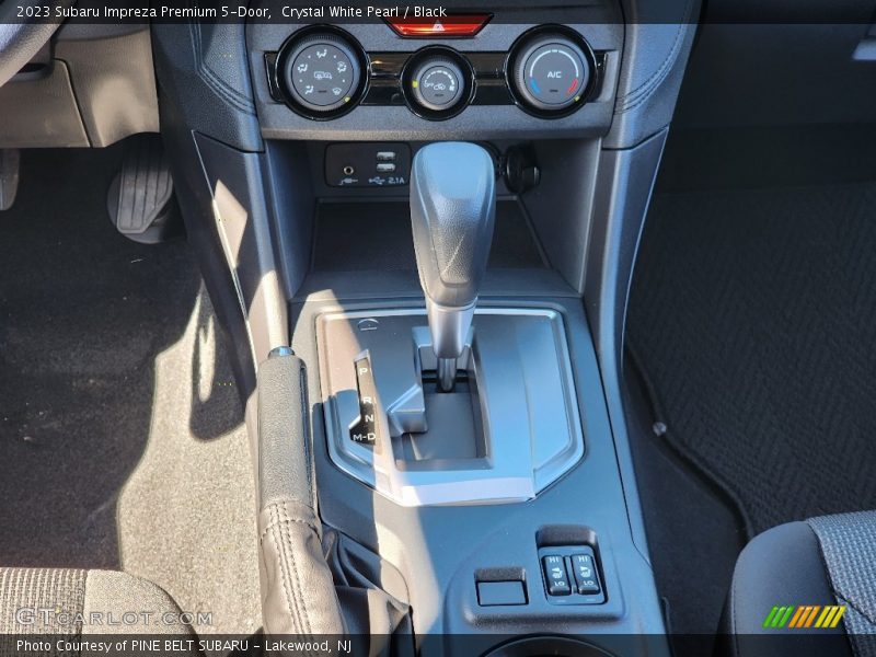 Crystal White Pearl / Black 2023 Subaru Impreza Premium 5-Door