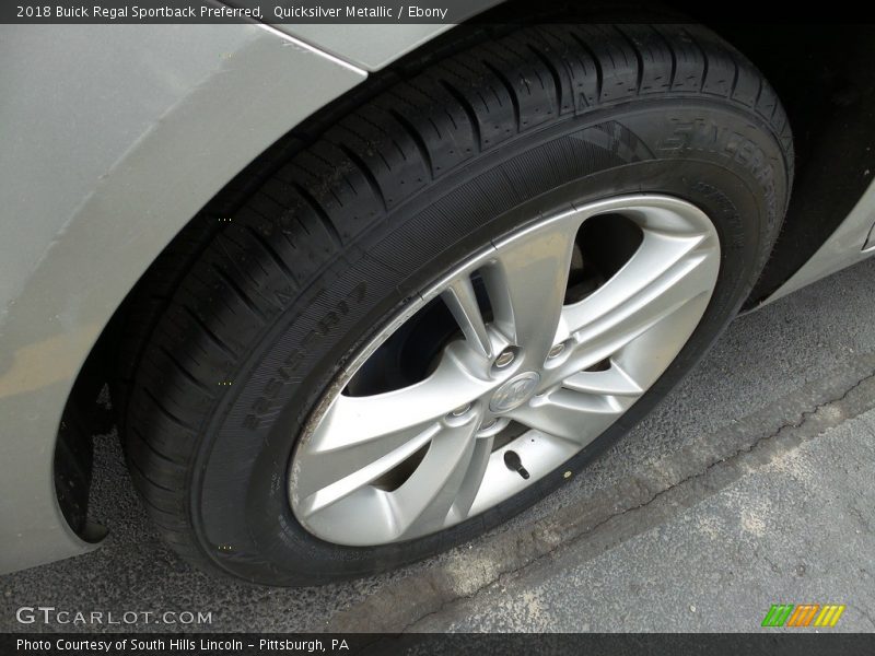 Quicksilver Metallic / Ebony 2018 Buick Regal Sportback Preferred