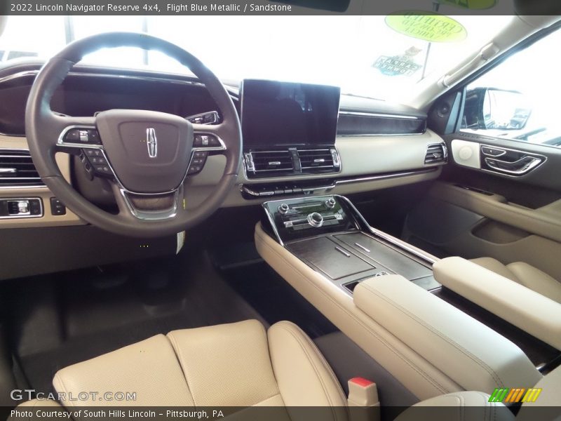  2022 Navigator Reserve 4x4 Sandstone Interior