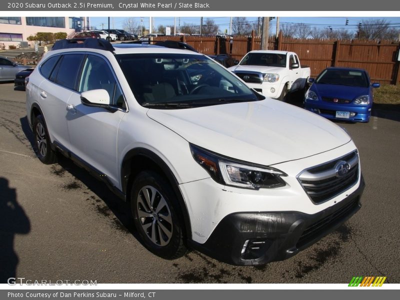 Crystal White Pearl / Slate Black 2020 Subaru Outback 2.5i Premium