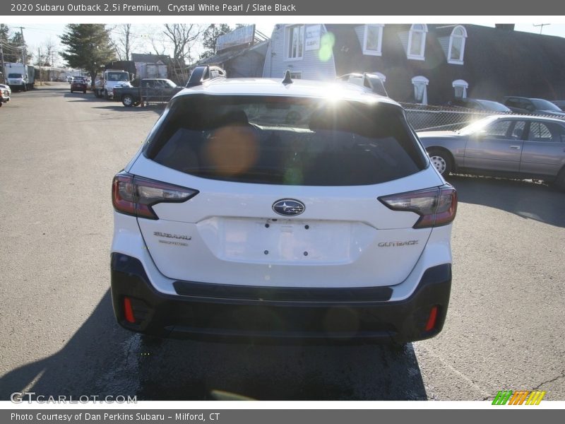Crystal White Pearl / Slate Black 2020 Subaru Outback 2.5i Premium