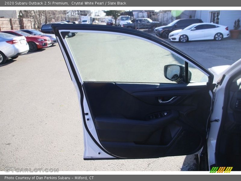Crystal White Pearl / Slate Black 2020 Subaru Outback 2.5i Premium