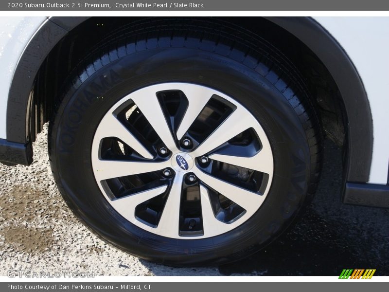 Crystal White Pearl / Slate Black 2020 Subaru Outback 2.5i Premium