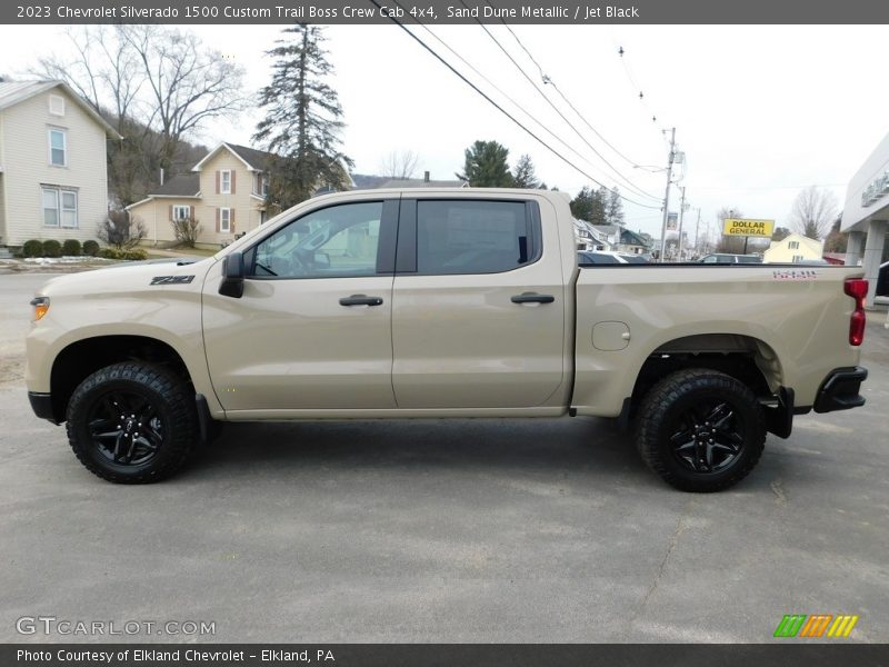 Sand Dune Metallic / Jet Black 2023 Chevrolet Silverado 1500 Custom Trail Boss Crew Cab 4x4