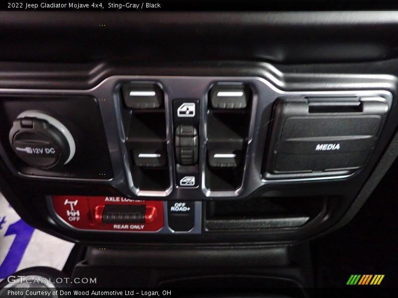 Sting-Gray / Black 2022 Jeep Gladiator Mojave 4x4
