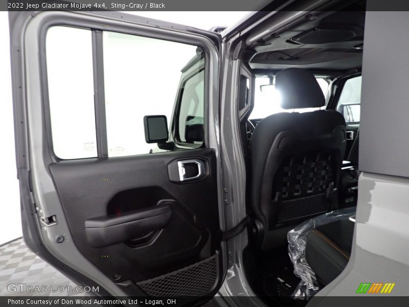 Sting-Gray / Black 2022 Jeep Gladiator Mojave 4x4