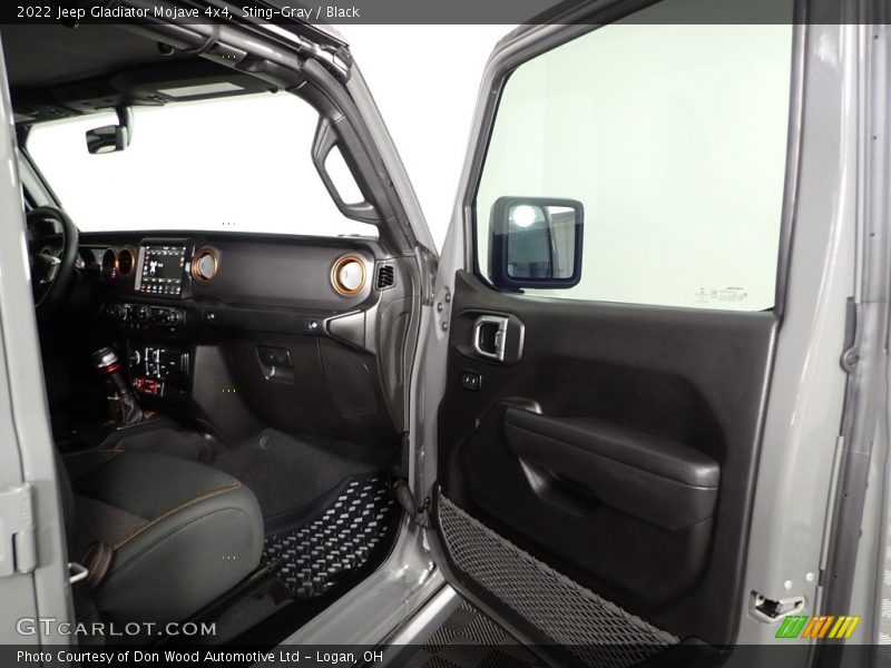 Sting-Gray / Black 2022 Jeep Gladiator Mojave 4x4