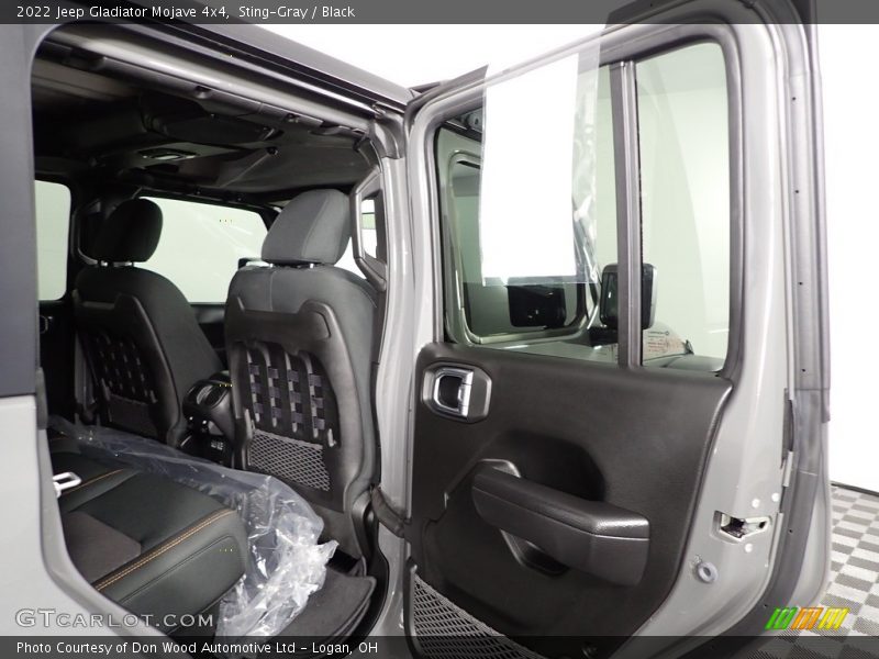Sting-Gray / Black 2022 Jeep Gladiator Mojave 4x4