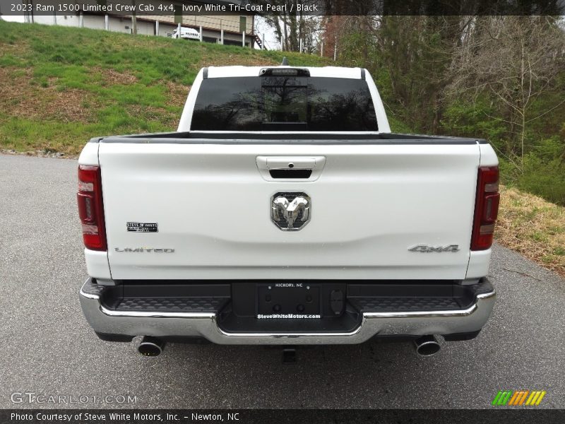 Ivory White Tri-Coat Pearl / Black 2023 Ram 1500 Limited Crew Cab 4x4