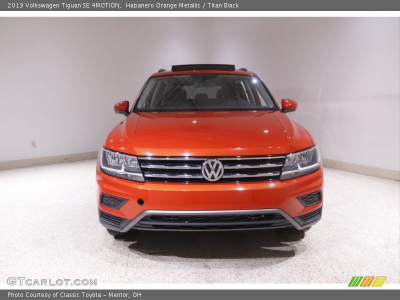 Habanero Orange Metallic / Titan Black 2019 Volkswagen Tiguan SE 4MOTION