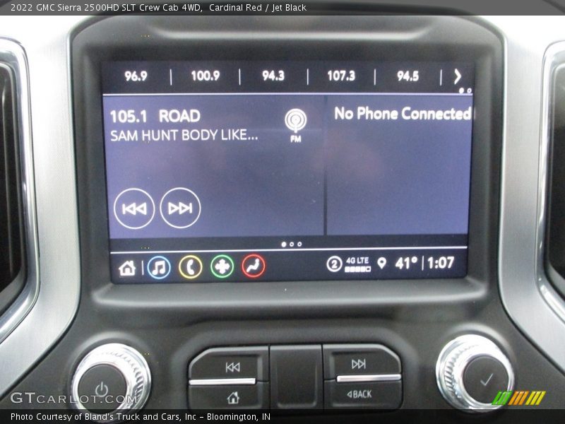 Cardinal Red / Jet Black 2022 GMC Sierra 2500HD SLT Crew Cab 4WD