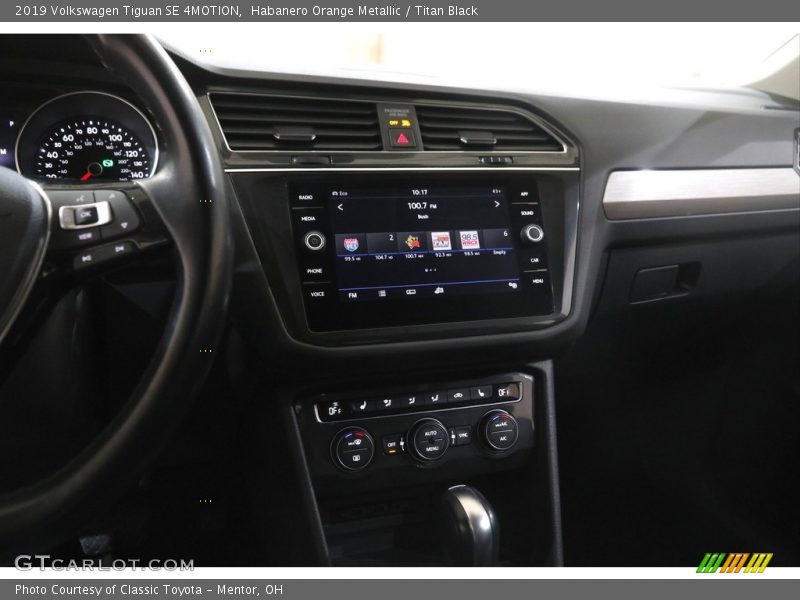 Habanero Orange Metallic / Titan Black 2019 Volkswagen Tiguan SE 4MOTION