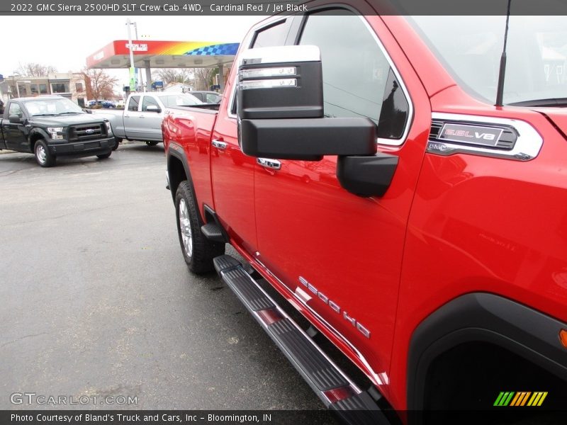 Cardinal Red / Jet Black 2022 GMC Sierra 2500HD SLT Crew Cab 4WD