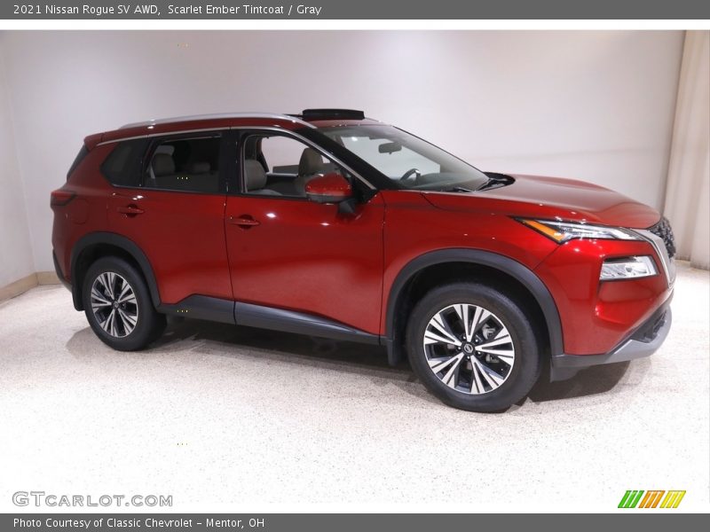 Scarlet Ember Tintcoat / Gray 2021 Nissan Rogue SV AWD