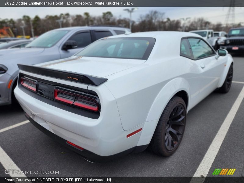 White Knuckle / Black 2022 Dodge Challenger R/T Scat Pack Widebody