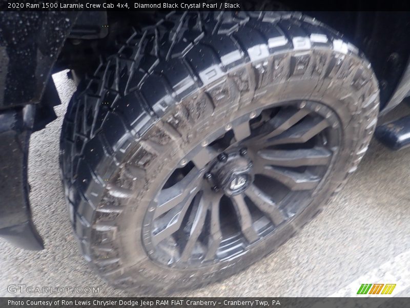 Diamond Black Crystal Pearl / Black 2020 Ram 1500 Laramie Crew Cab 4x4