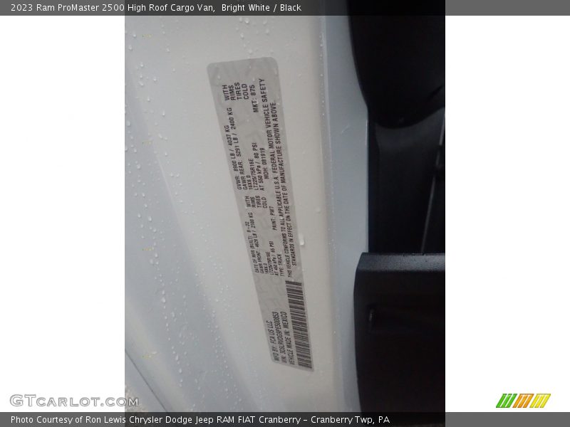 Bright White / Black 2023 Ram ProMaster 2500 High Roof Cargo Van