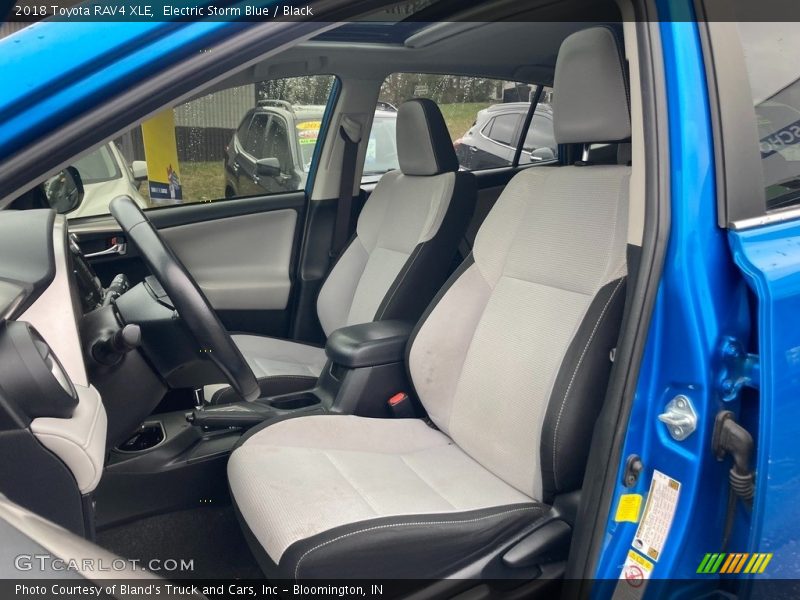 Electric Storm Blue / Black 2018 Toyota RAV4 XLE