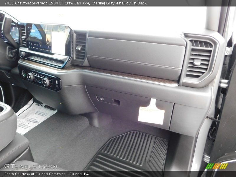 Sterling Gray Metallic / Jet Black 2023 Chevrolet Silverado 1500 LT Crew Cab 4x4