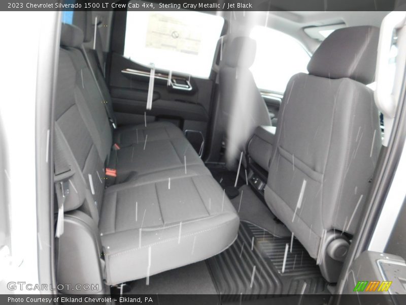 Sterling Gray Metallic / Jet Black 2023 Chevrolet Silverado 1500 LT Crew Cab 4x4