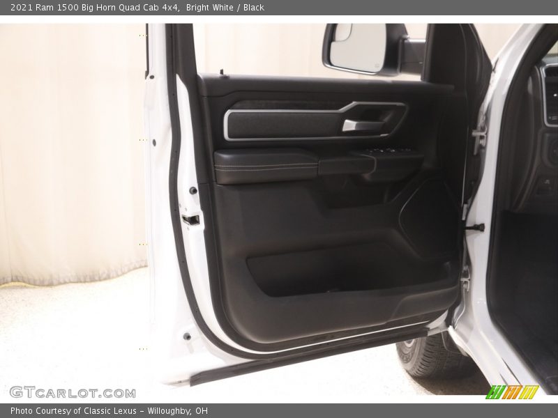 Bright White / Black 2021 Ram 1500 Big Horn Quad Cab 4x4