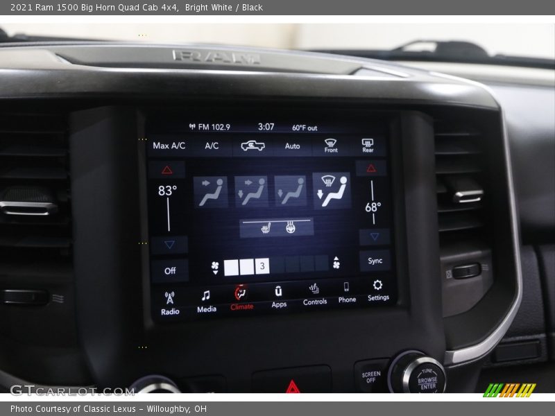 Bright White / Black 2021 Ram 1500 Big Horn Quad Cab 4x4