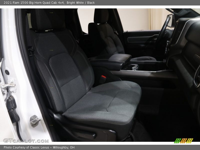 Bright White / Black 2021 Ram 1500 Big Horn Quad Cab 4x4