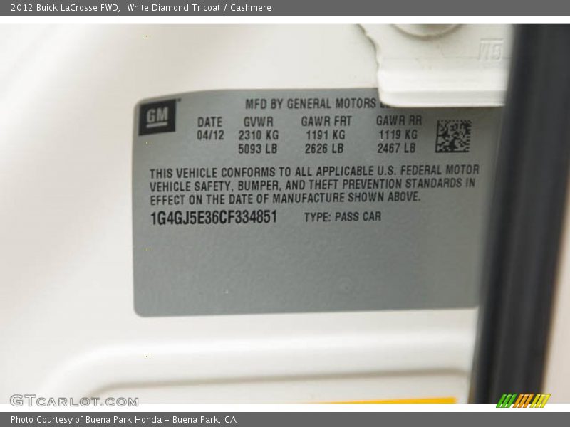 White Diamond Tricoat / Cashmere 2012 Buick LaCrosse FWD