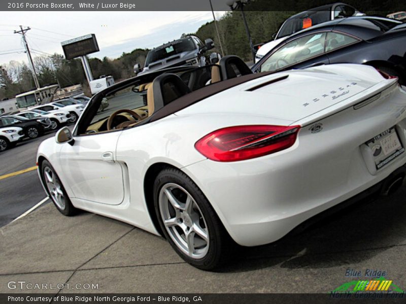 White / Luxor Beige 2016 Porsche Boxster