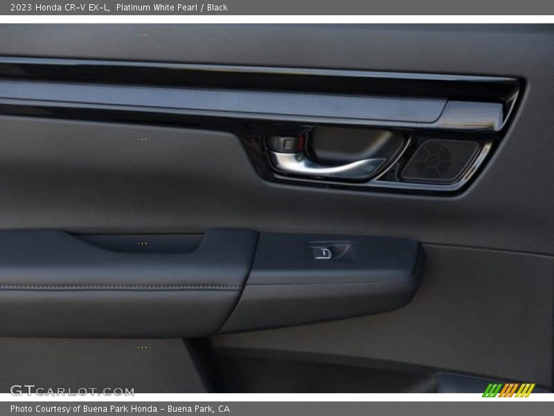 Door Panel of 2023 CR-V EX-L