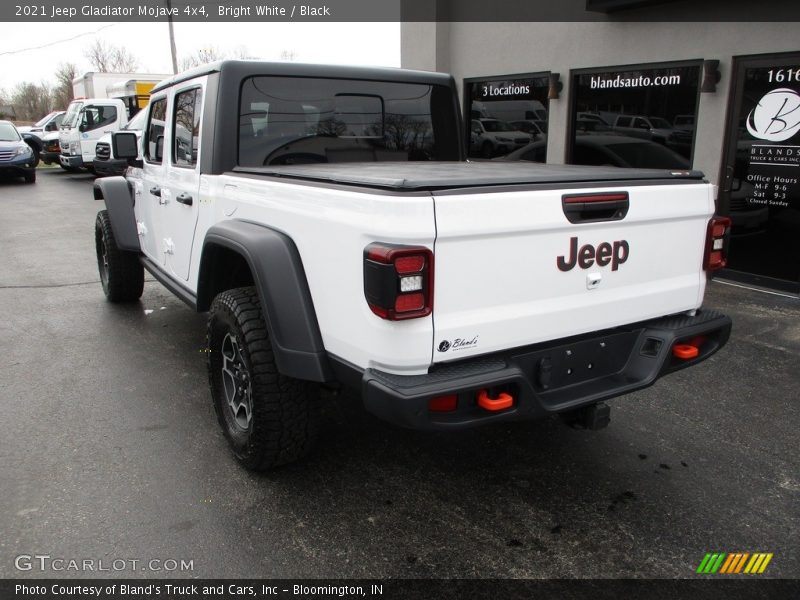 Bright White / Black 2021 Jeep Gladiator Mojave 4x4