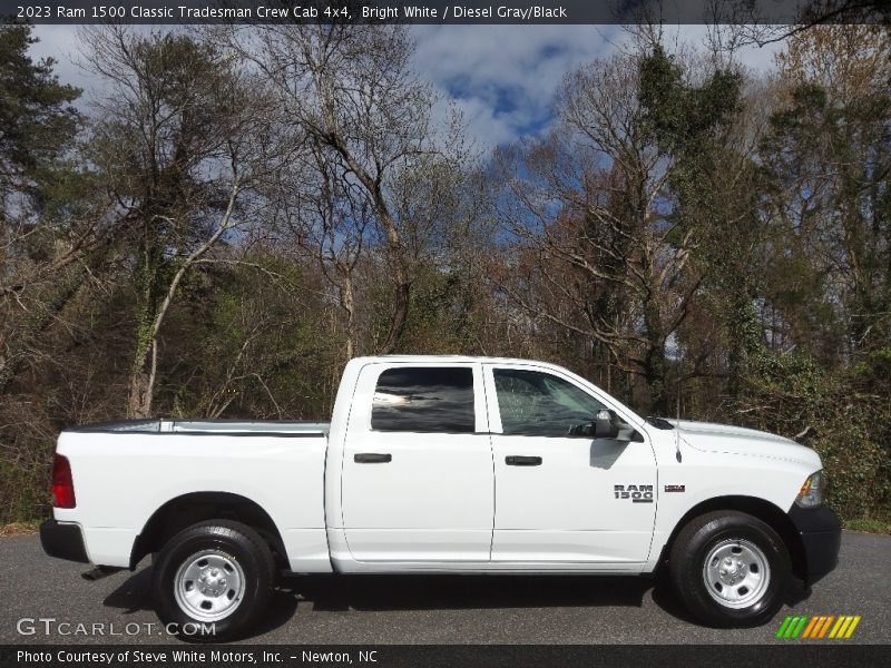  2023 1500 Classic Tradesman Crew Cab 4x4 Bright White