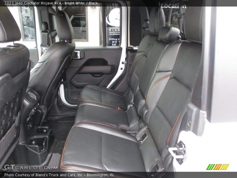 Bright White / Black 2021 Jeep Gladiator Mojave 4x4