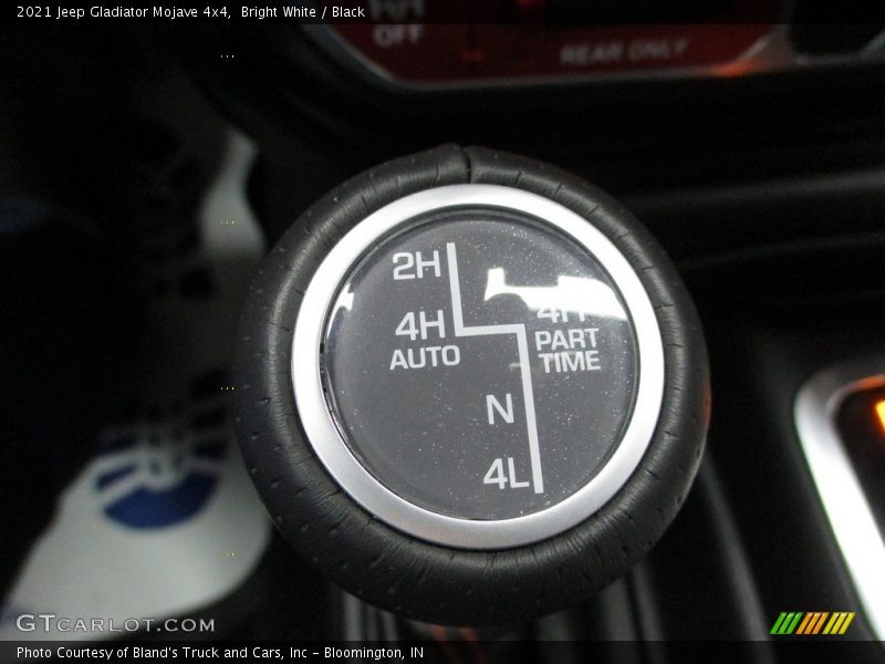 Bright White / Black 2021 Jeep Gladiator Mojave 4x4