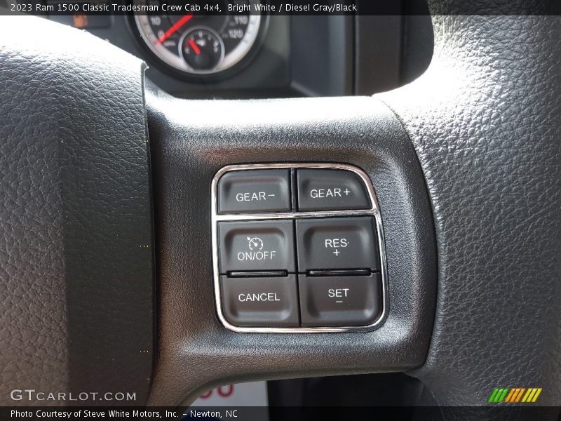  2023 1500 Classic Tradesman Crew Cab 4x4 Steering Wheel