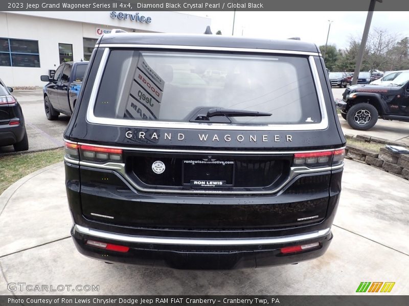 Diamond Black Crystal Pearl / Global Black 2023 Jeep Grand Wagoneer Series III 4x4