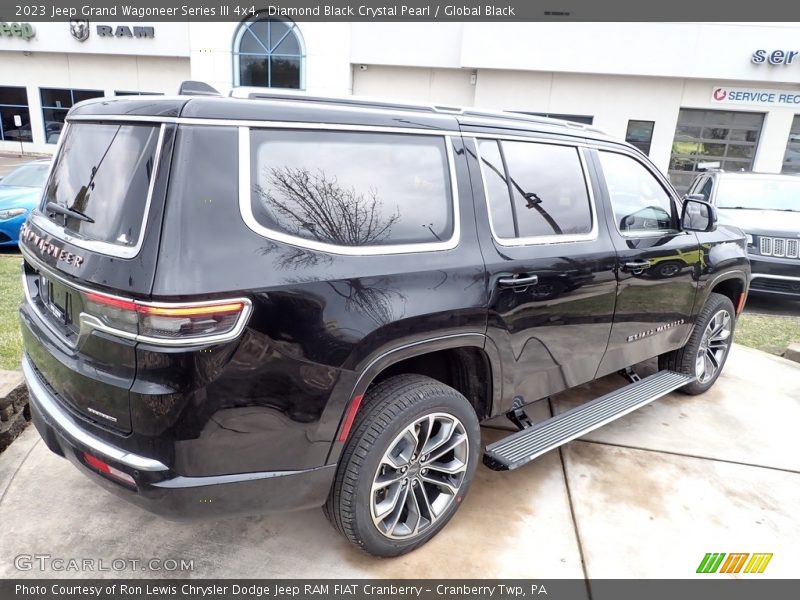 Diamond Black Crystal Pearl / Global Black 2023 Jeep Grand Wagoneer Series III 4x4