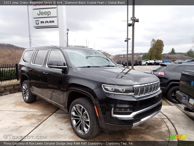 Diamond Black Crystal Pearl / Global Black 2023 Jeep Grand Wagoneer Series III 4x4
