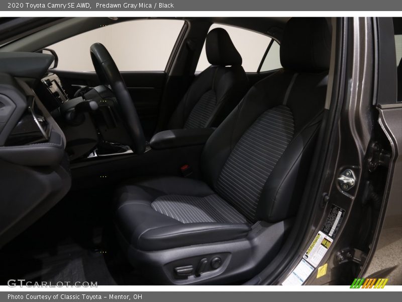 Predawn Gray Mica / Black 2020 Toyota Camry SE AWD