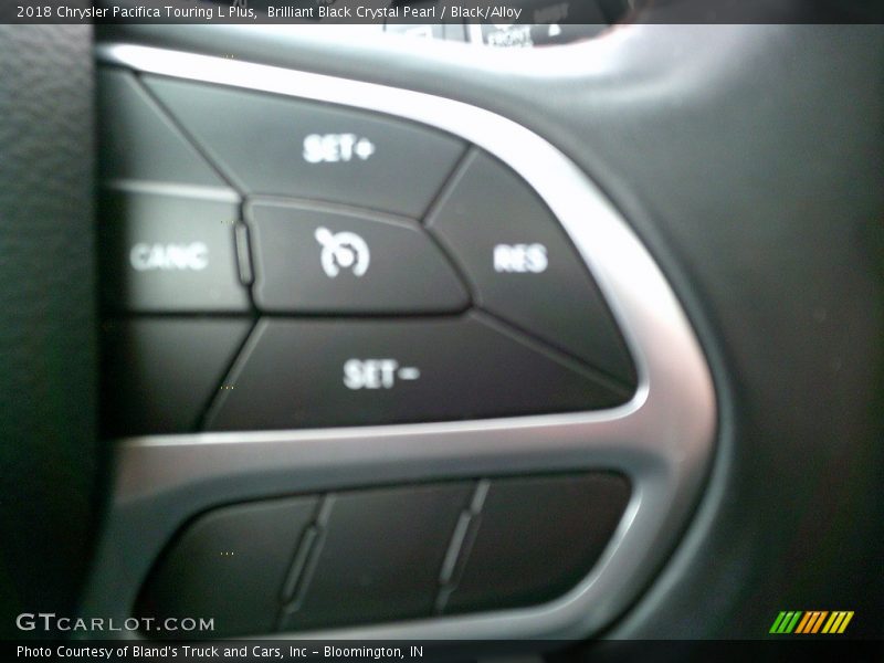 Brilliant Black Crystal Pearl / Black/Alloy 2018 Chrysler Pacifica Touring L Plus