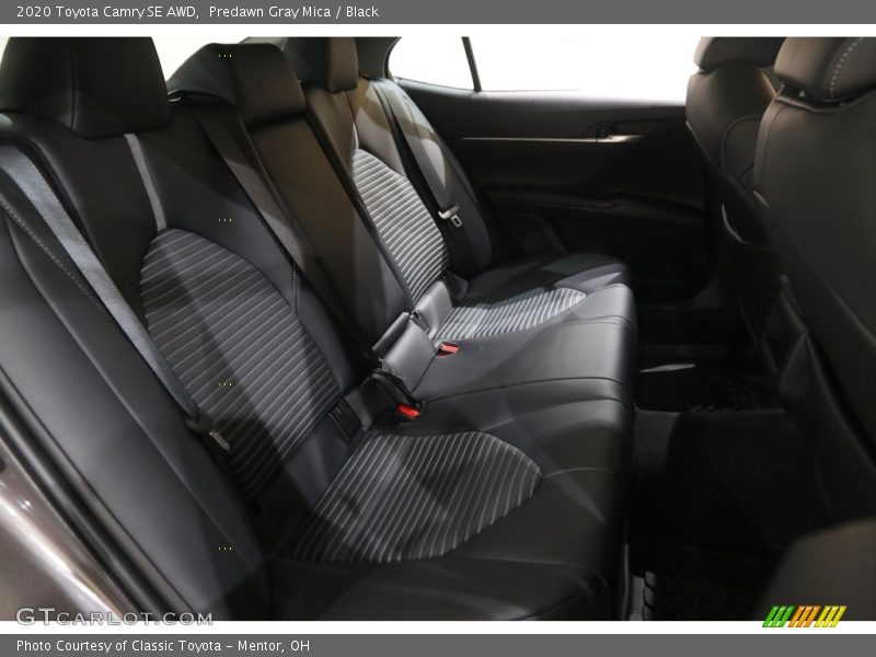 Predawn Gray Mica / Black 2020 Toyota Camry SE AWD